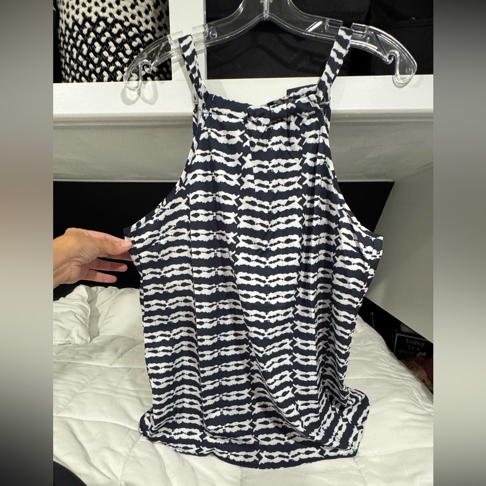 Navy and White Patterned Sleeveless Top